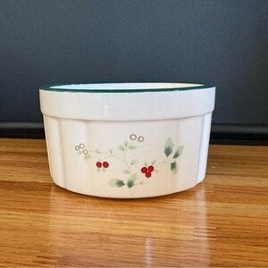 Pfaltzgraff Winterberry White Dip Dish